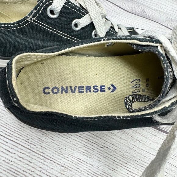 converse all star low top black/white canvas shoes size 2.5 Big Kid - Picture 4 of 6